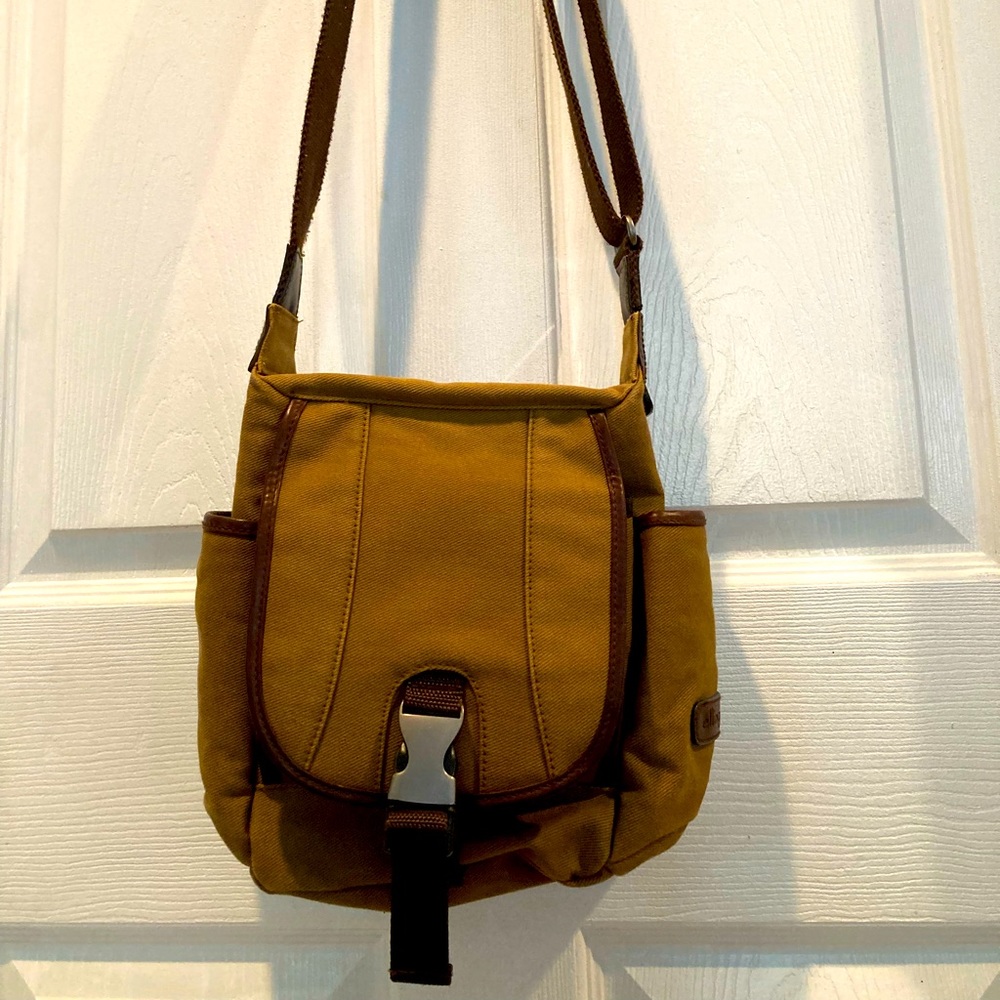Ellington purse